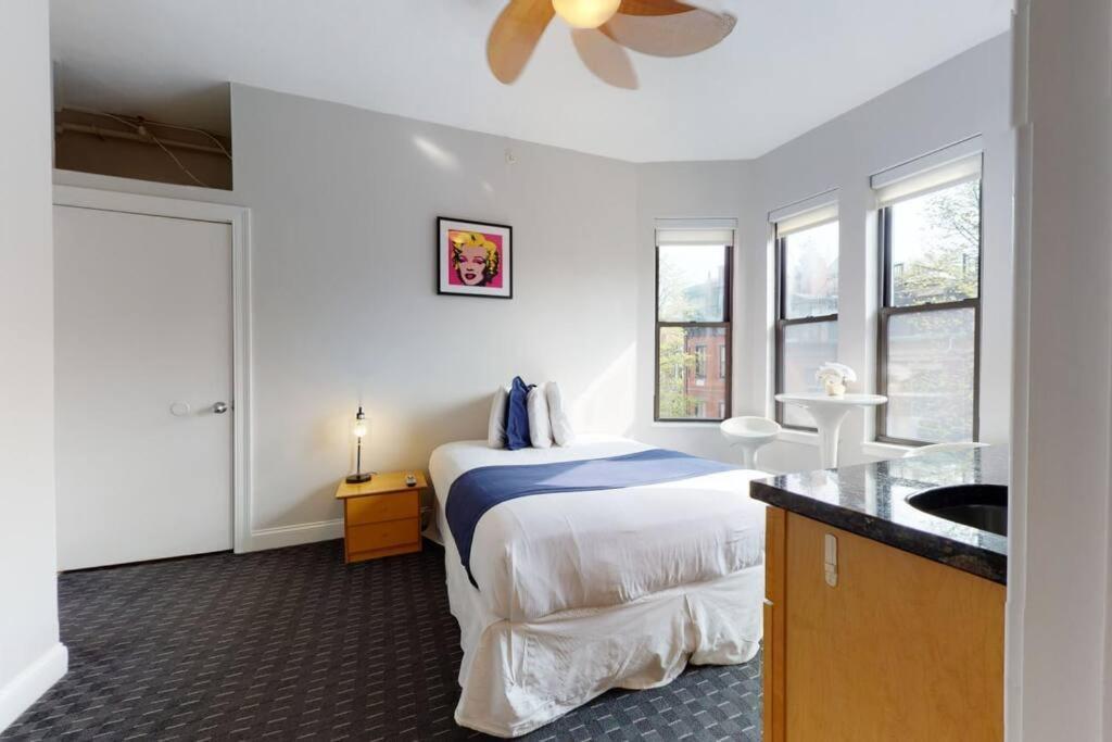 Centrally Located Studio In The Southend, #25 Boston Exterior photo